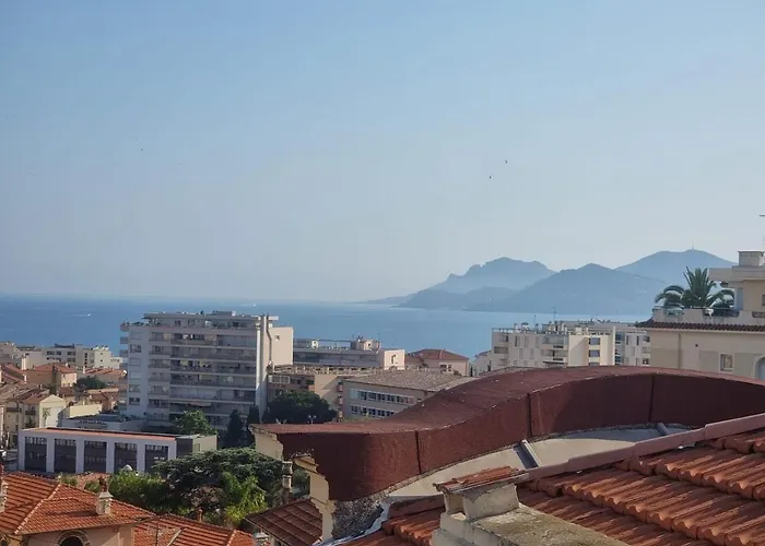 Grasse Toit Terrasse Apartman *
