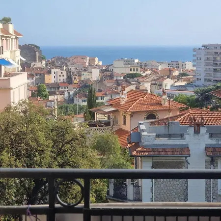 Apartment Grasse Toit Terrasse *