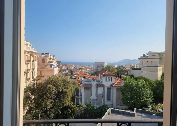 Apartment Grasse Toit Terrasse *